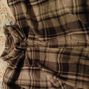 Long sleeve grey plaid shirt